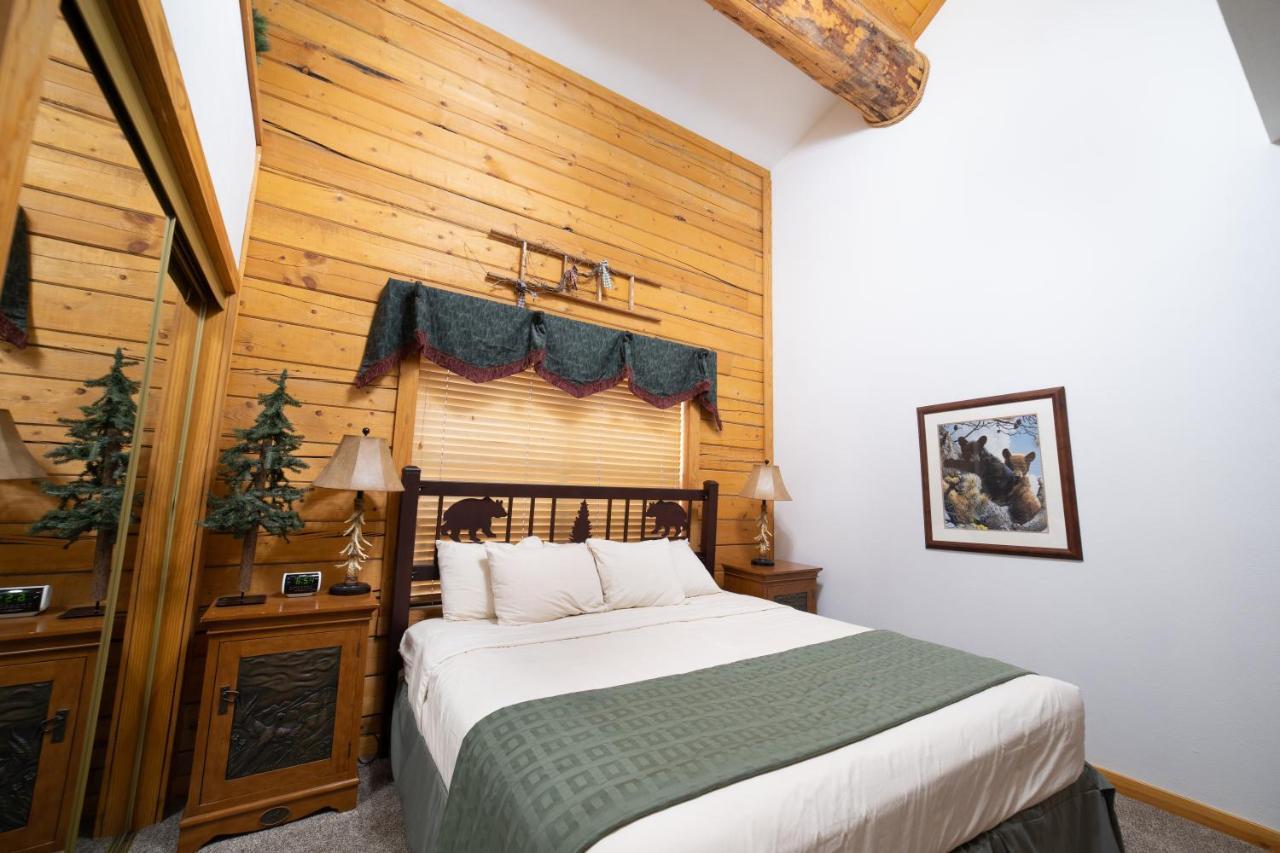 Cabins At Grand Mountain Branson Extérieur photo