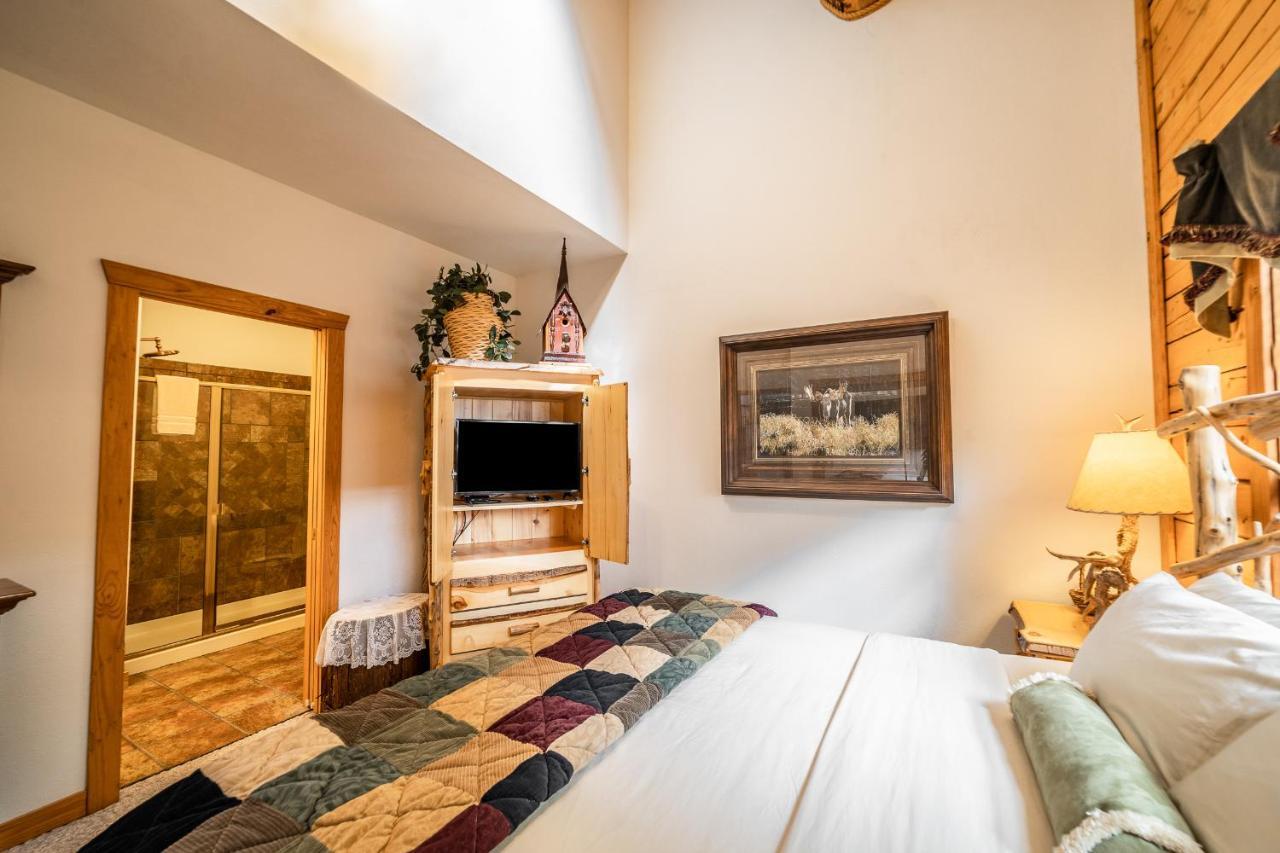Cabins At Grand Mountain Branson Extérieur photo