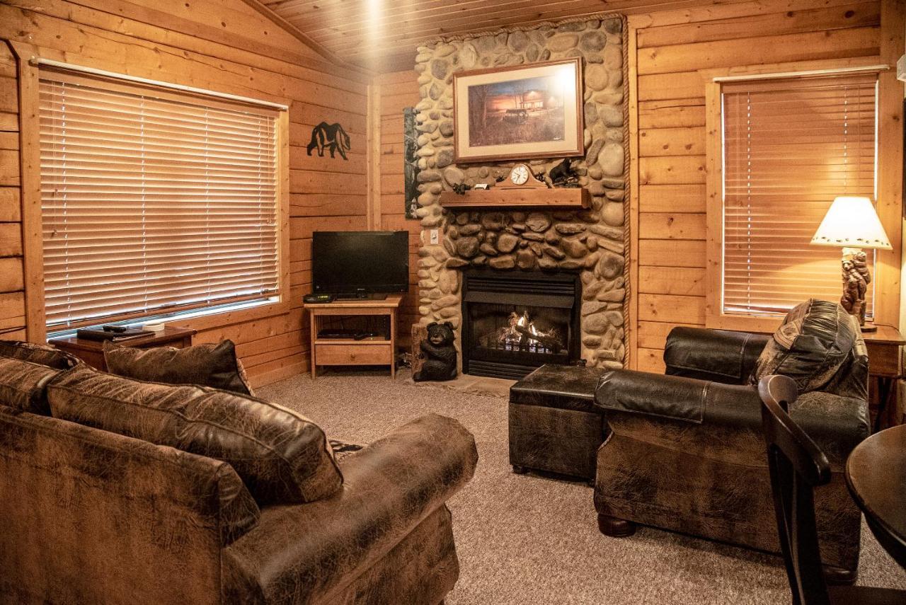 Cabins At Grand Mountain Branson Extérieur photo